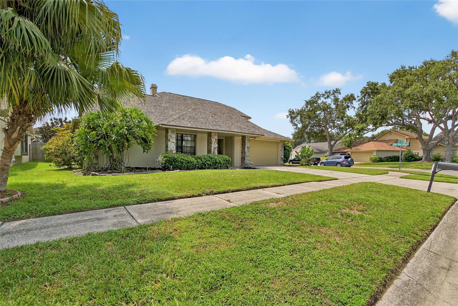 Image 4 of 64 For 1914 Coral Tree Court