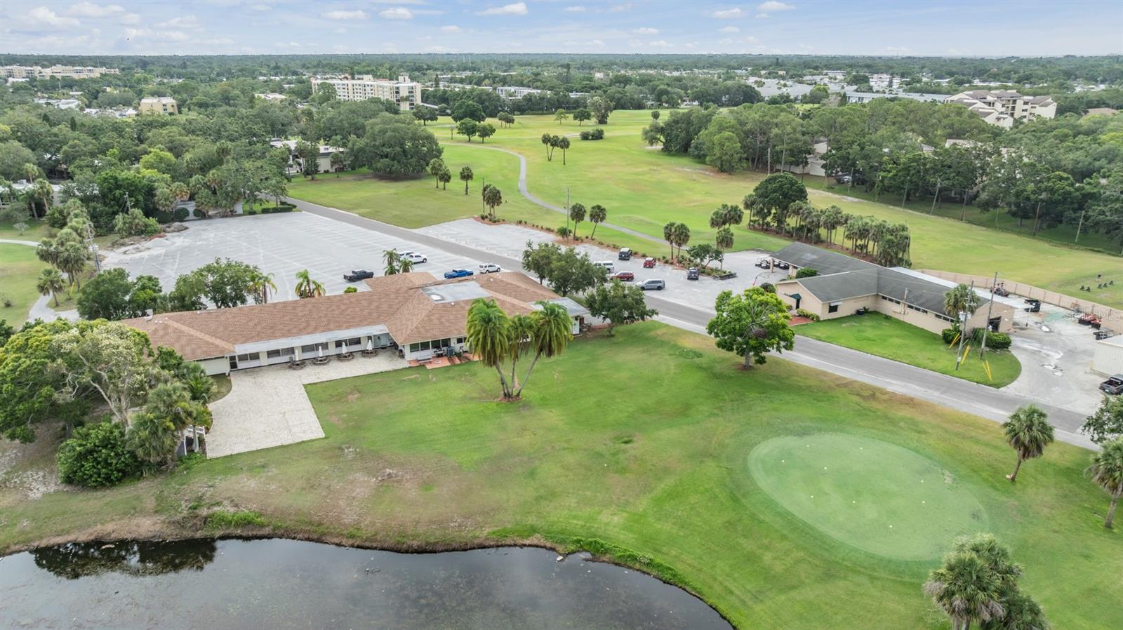 Image 23 of 39 For 225 Country Club Drive E246