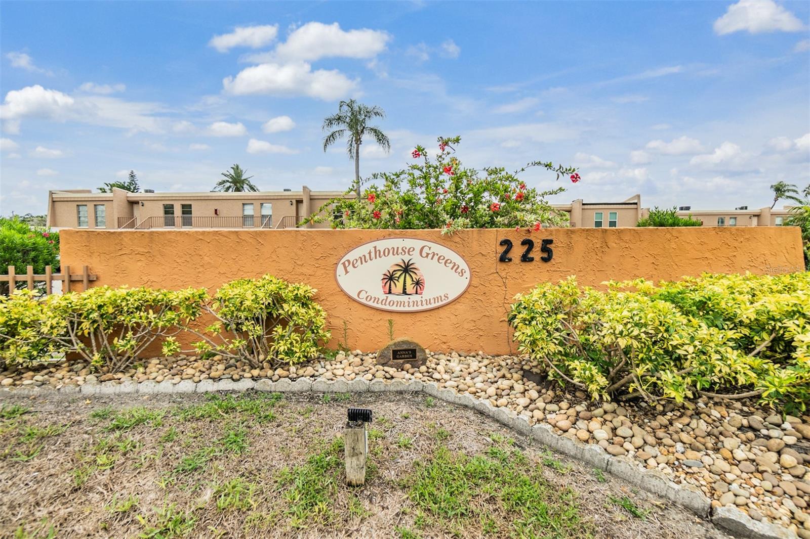 Image 28 of 39 For 225 Country Club Drive E246
