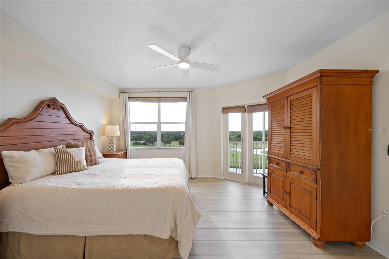 Image 17 of 34 For 1200 Country Club Drive 5402