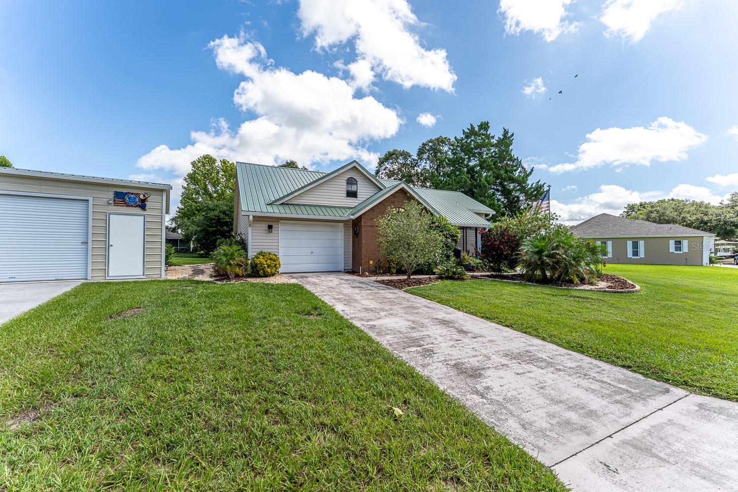 Image 3 of 48 For 8725 Rosemont Court