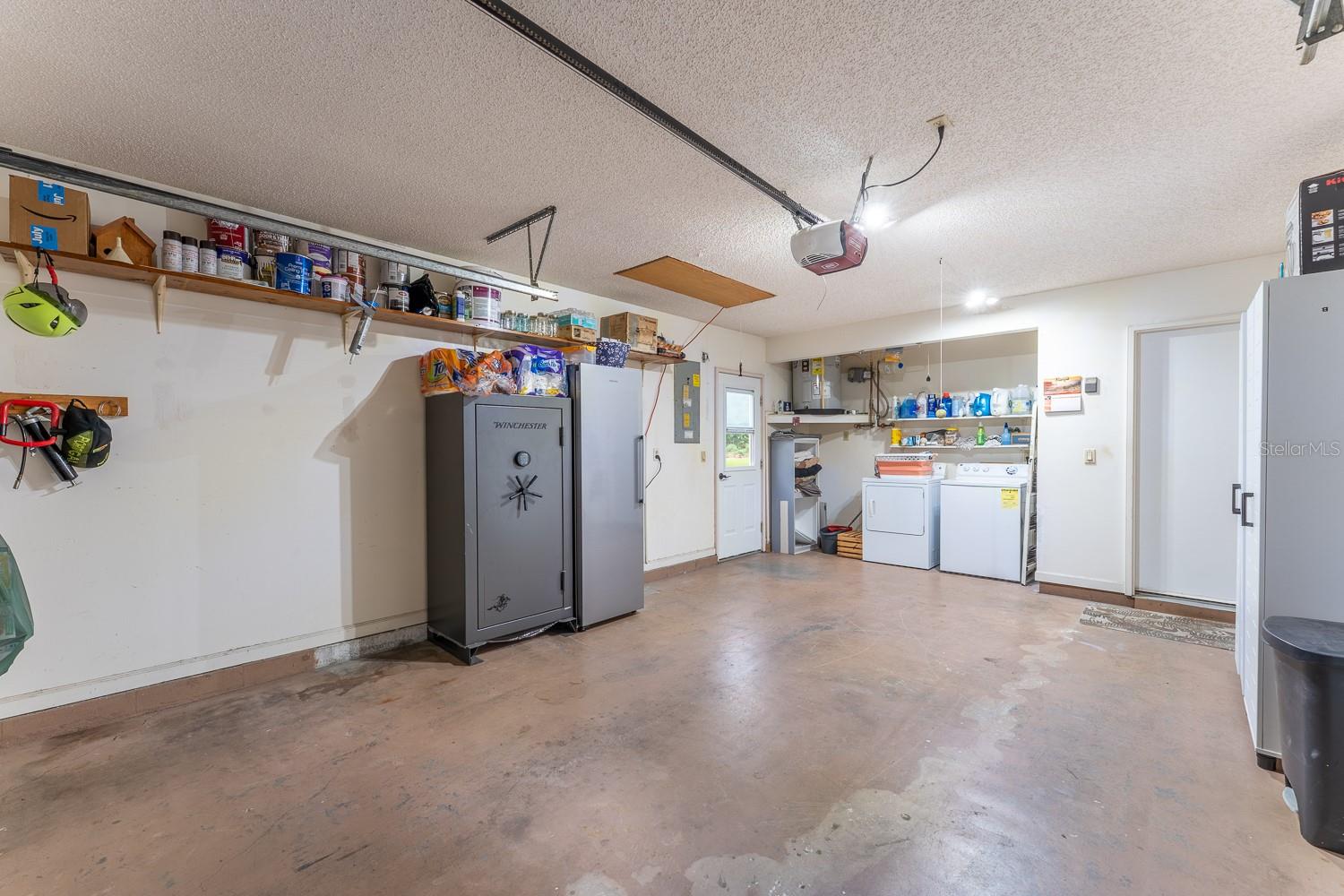 Image 33 of 48 For 8725 Rosemont Court