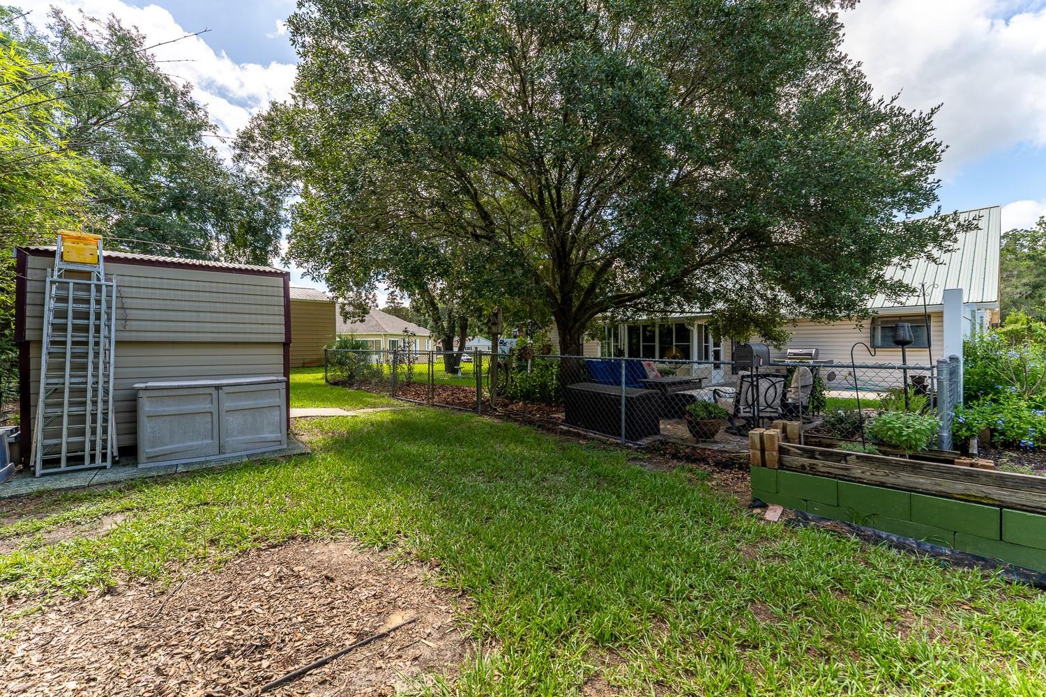 Image 40 of 48 For 8725 Rosemont Court