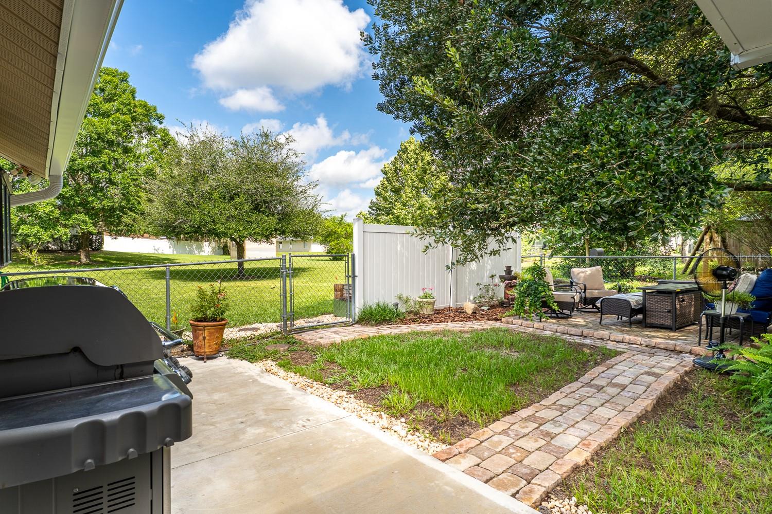 Image 44 of 48 For 8725 Rosemont Court