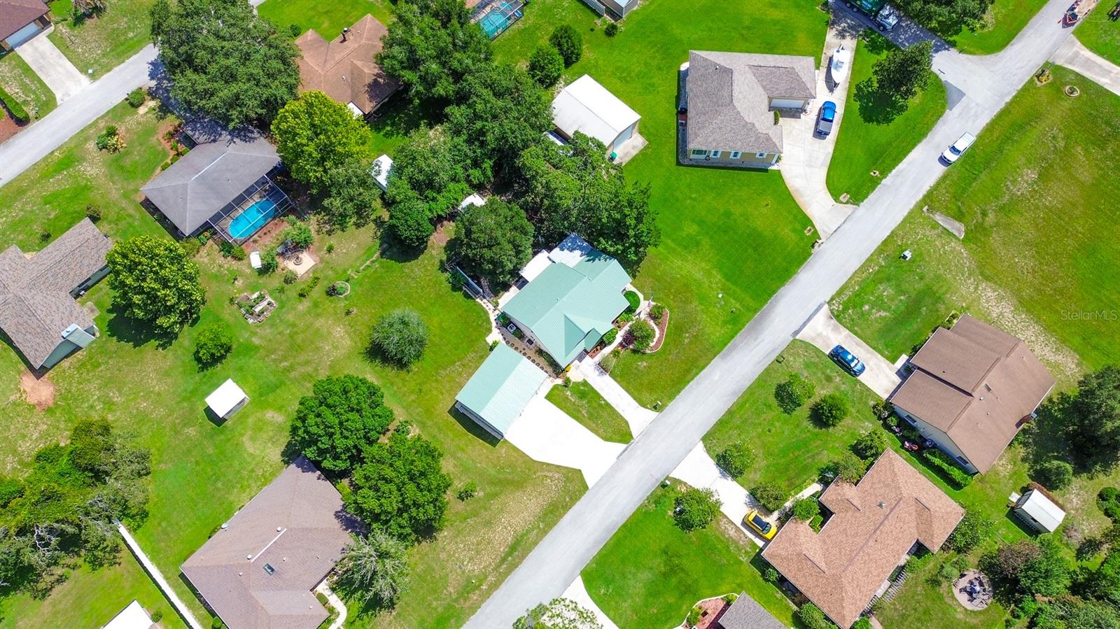 Image 6 of 48 For 8725 Rosemont Court