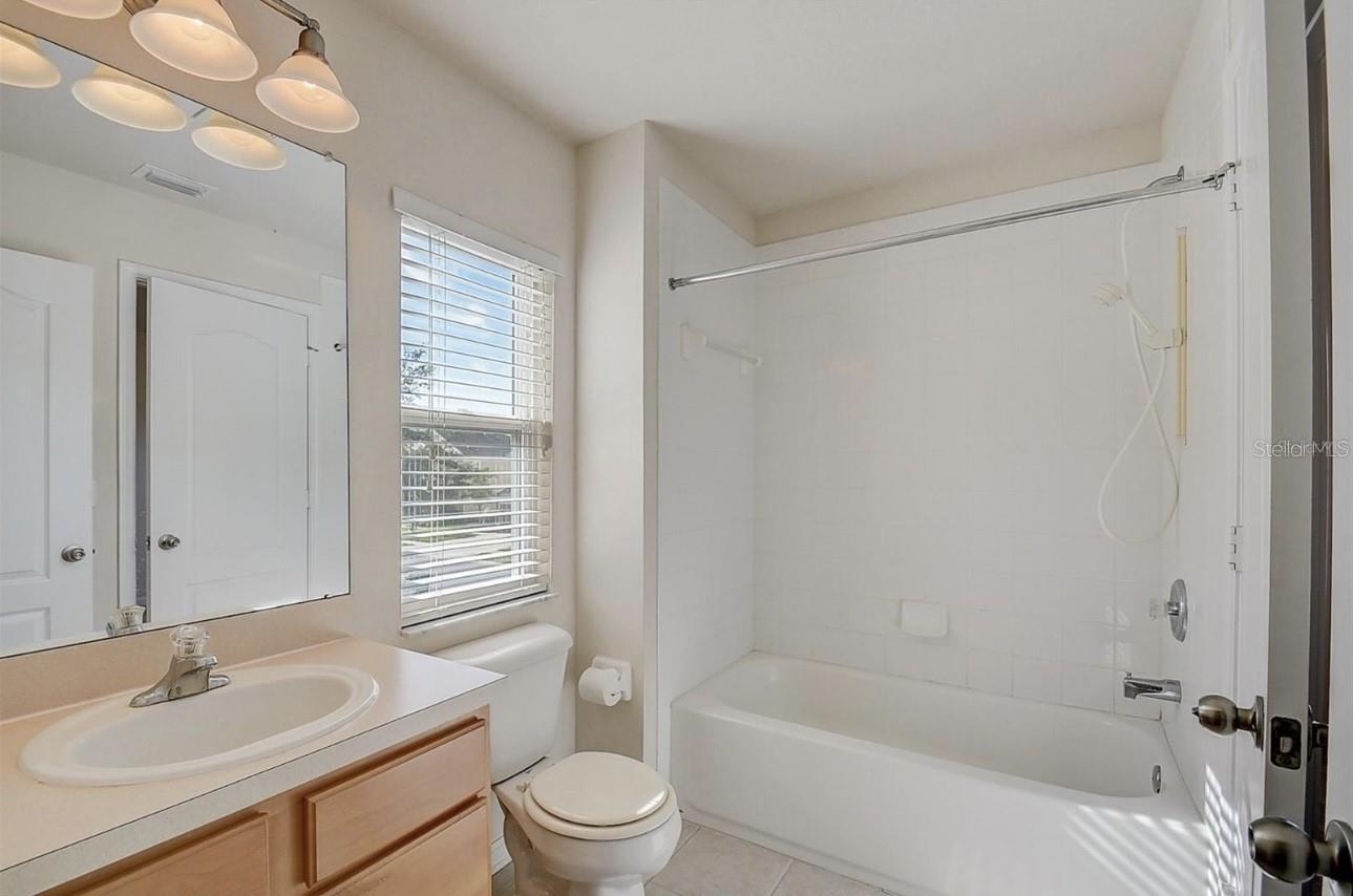 Image 13 of 18 For 26539 Castleview Way