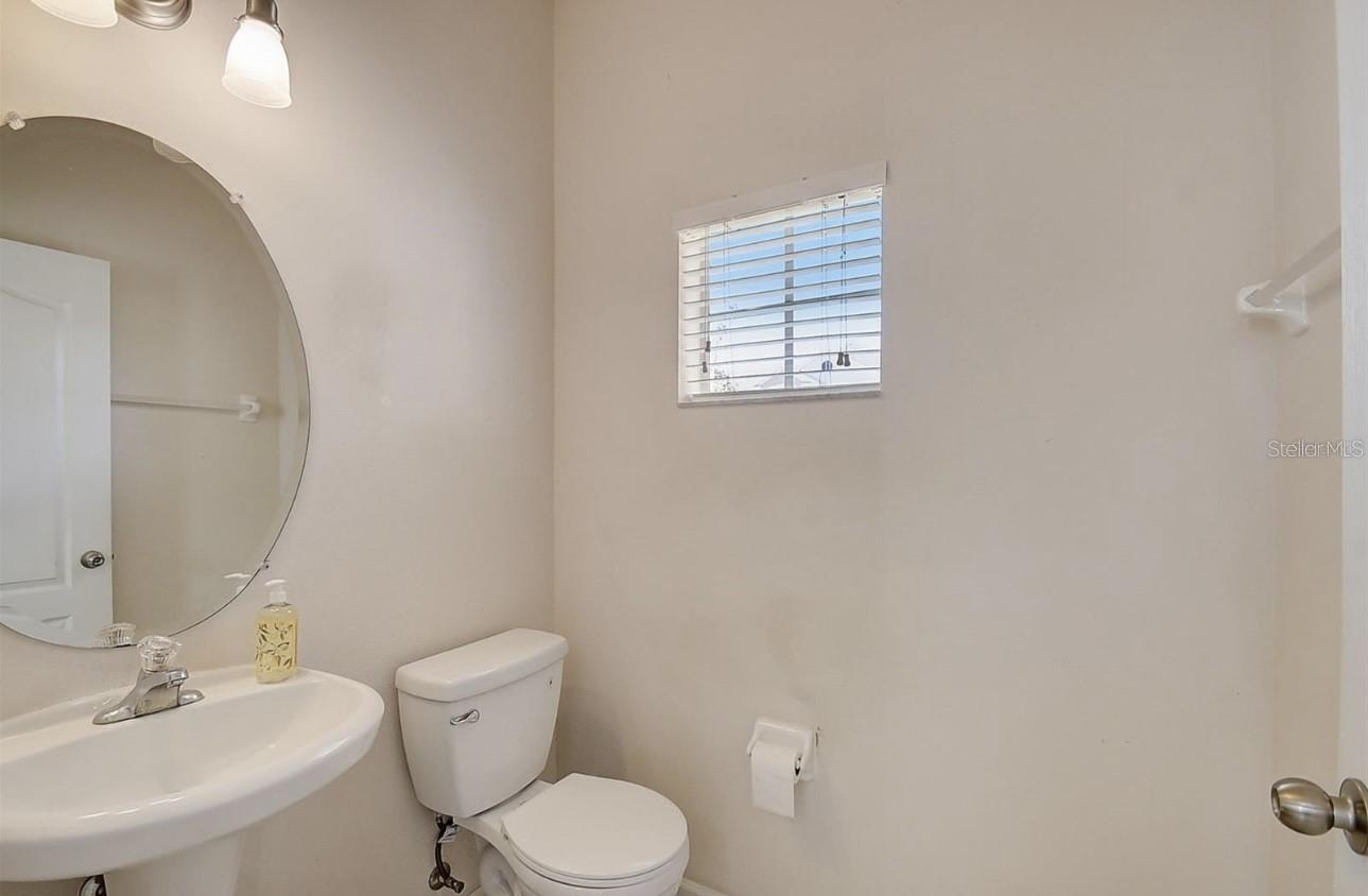 Image 7 of 18 For 26539 Castleview Way