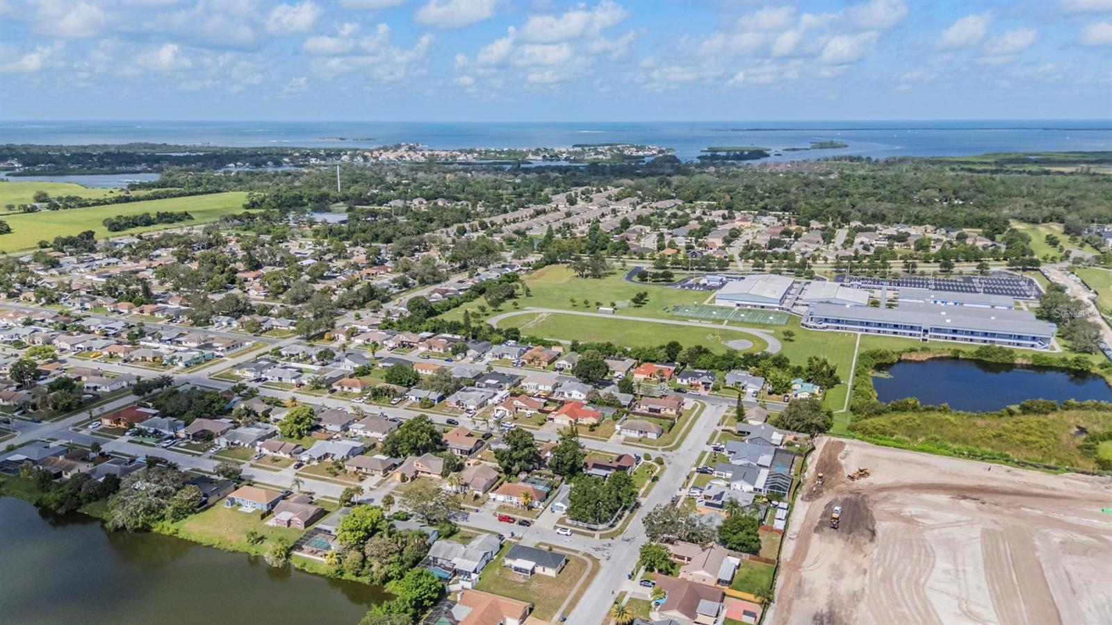 Listing photo id 28 for 1338 Persimmon Drive