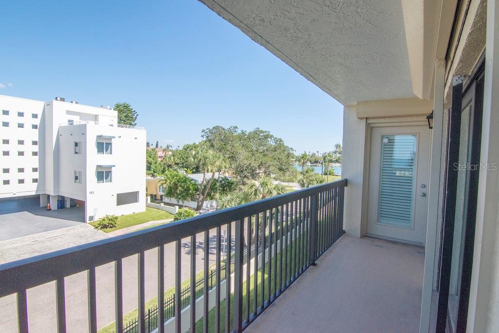 Image 23 of 45 For 3200 Gulf Boulevard 205