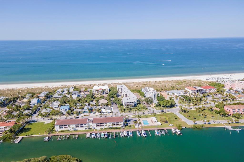 Image 29 of 45 For 3200 Gulf Boulevard 205