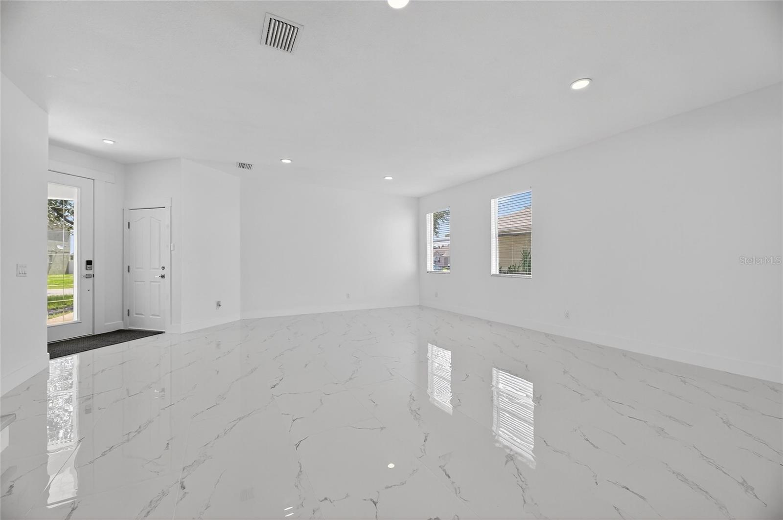 Image 15 of 91 For 11055 Golden Silence Drive