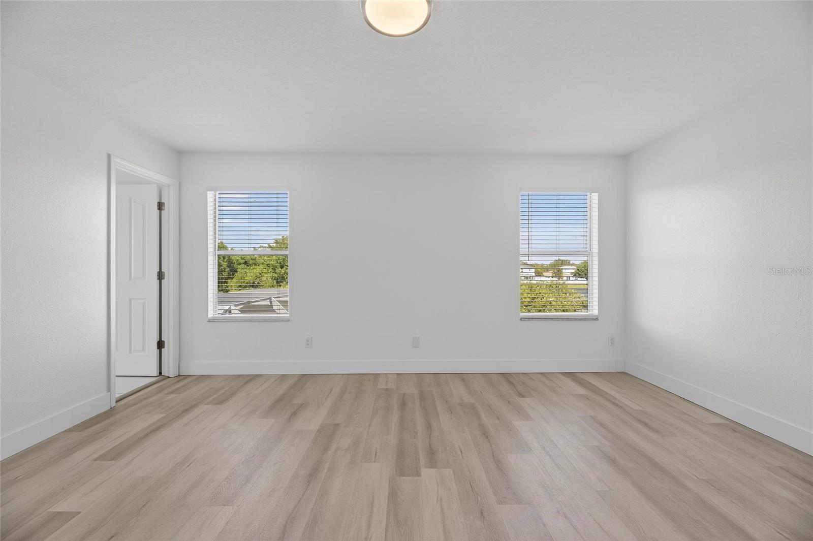Image 47 of 91 For 11055 Golden Silence Drive