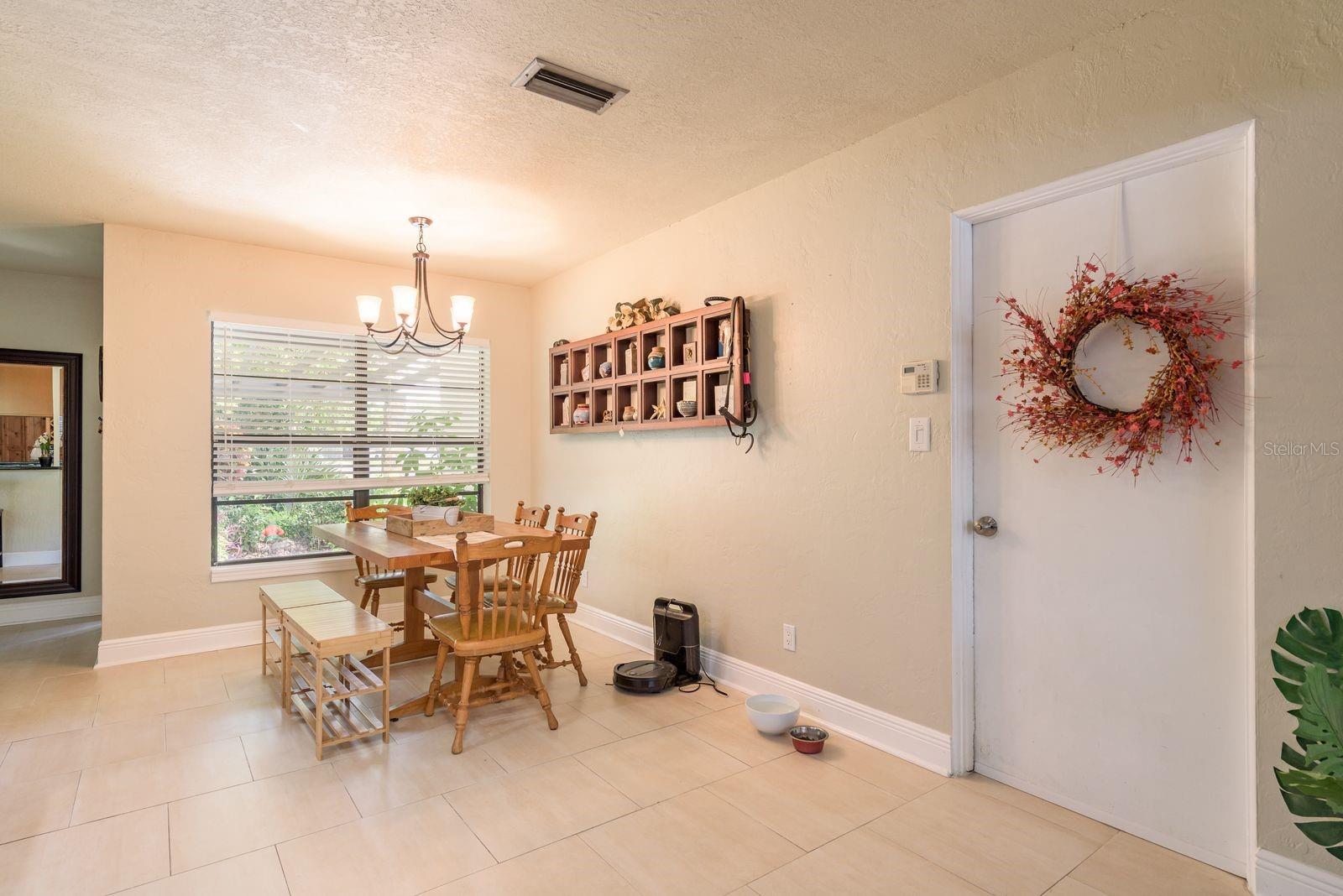 Image 10 of 52 For 8532 Kumquat Avenue