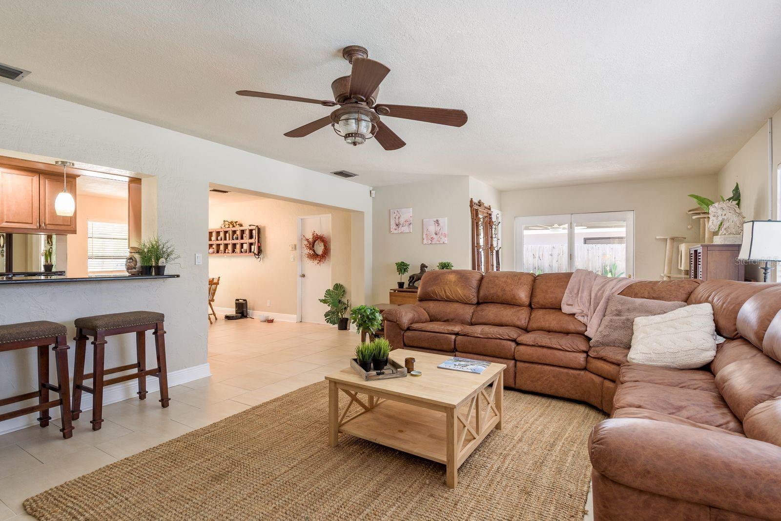 Image 17 of 52 For 8532 Kumquat Avenue