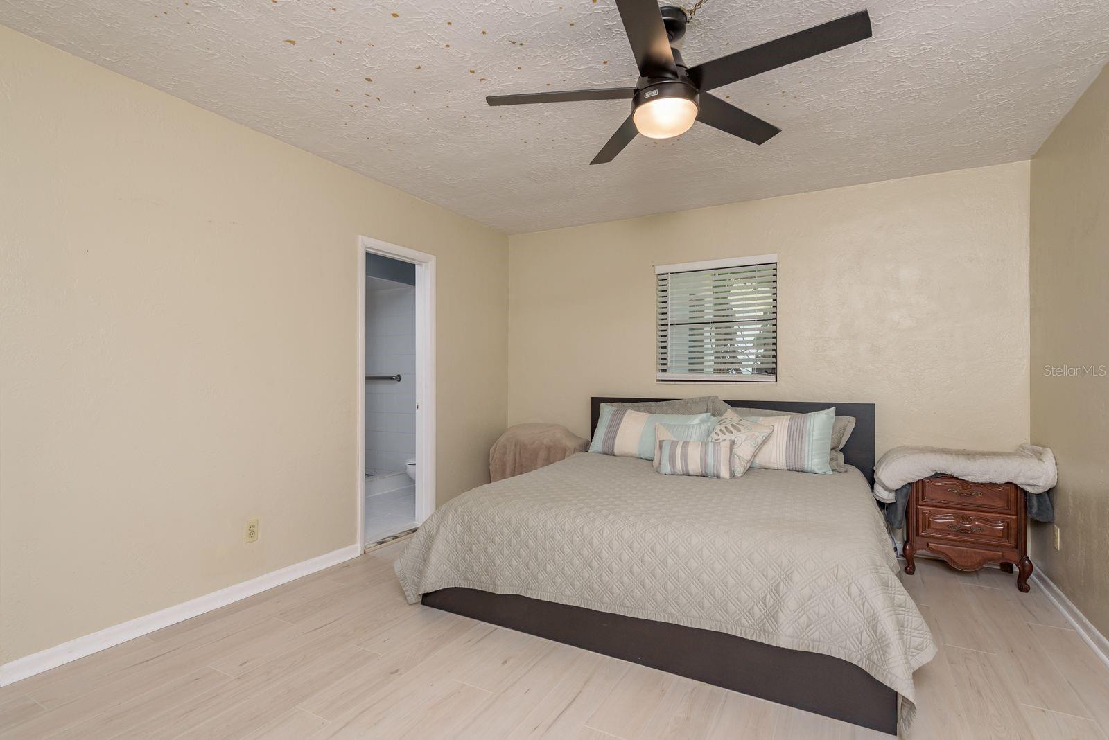 Image 41 of 52 For 8532 Kumquat Avenue