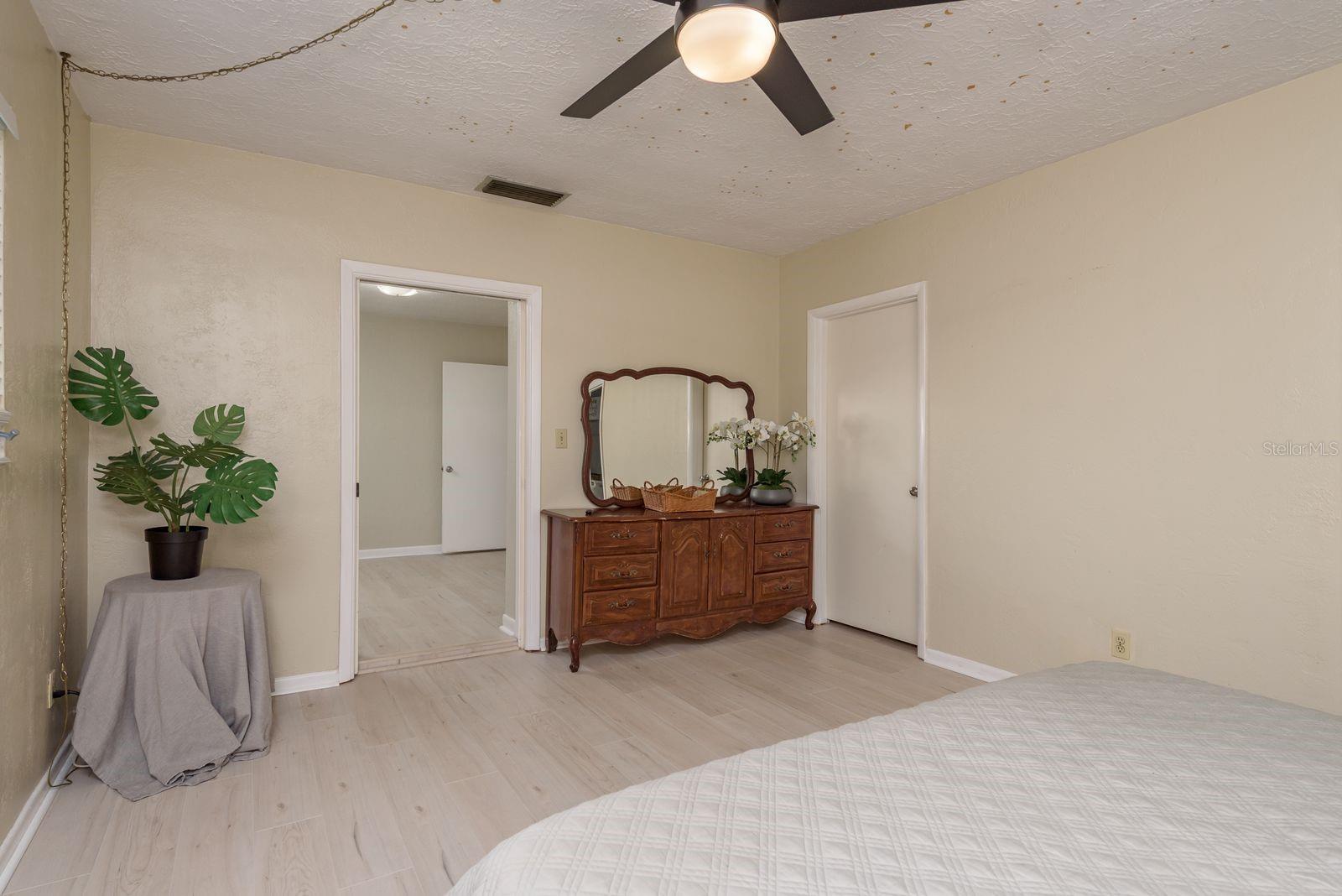 Image 42 of 52 For 8532 Kumquat Avenue