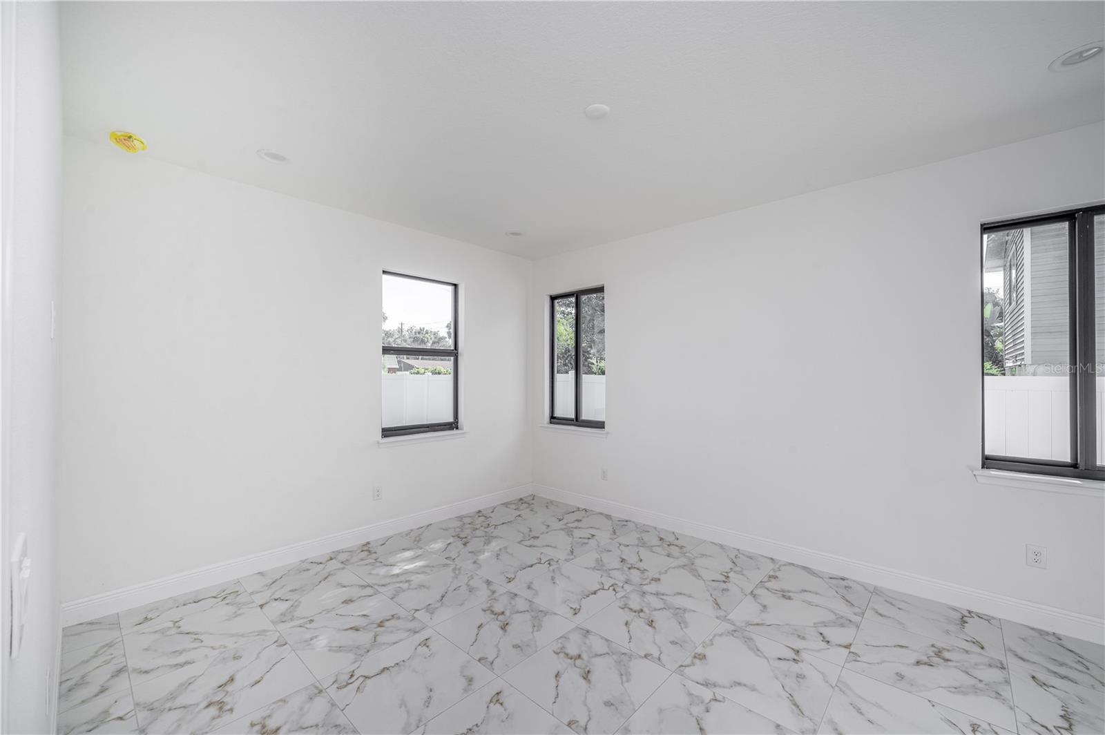 Image 11 of 31 For 5701 Regis Avenue