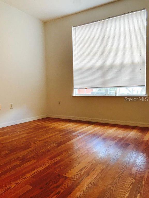Image 6 of 9 For 9228 Lake Chase Island Way 9228