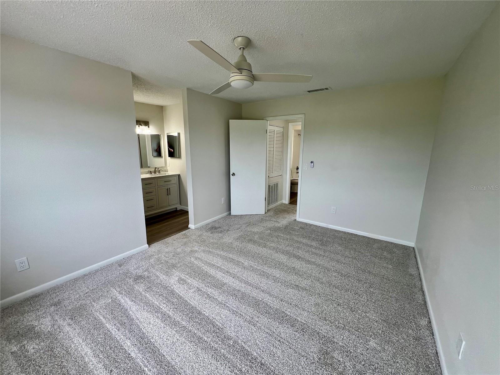 Image 29 of 52 For 10513 Parkcrest Drive