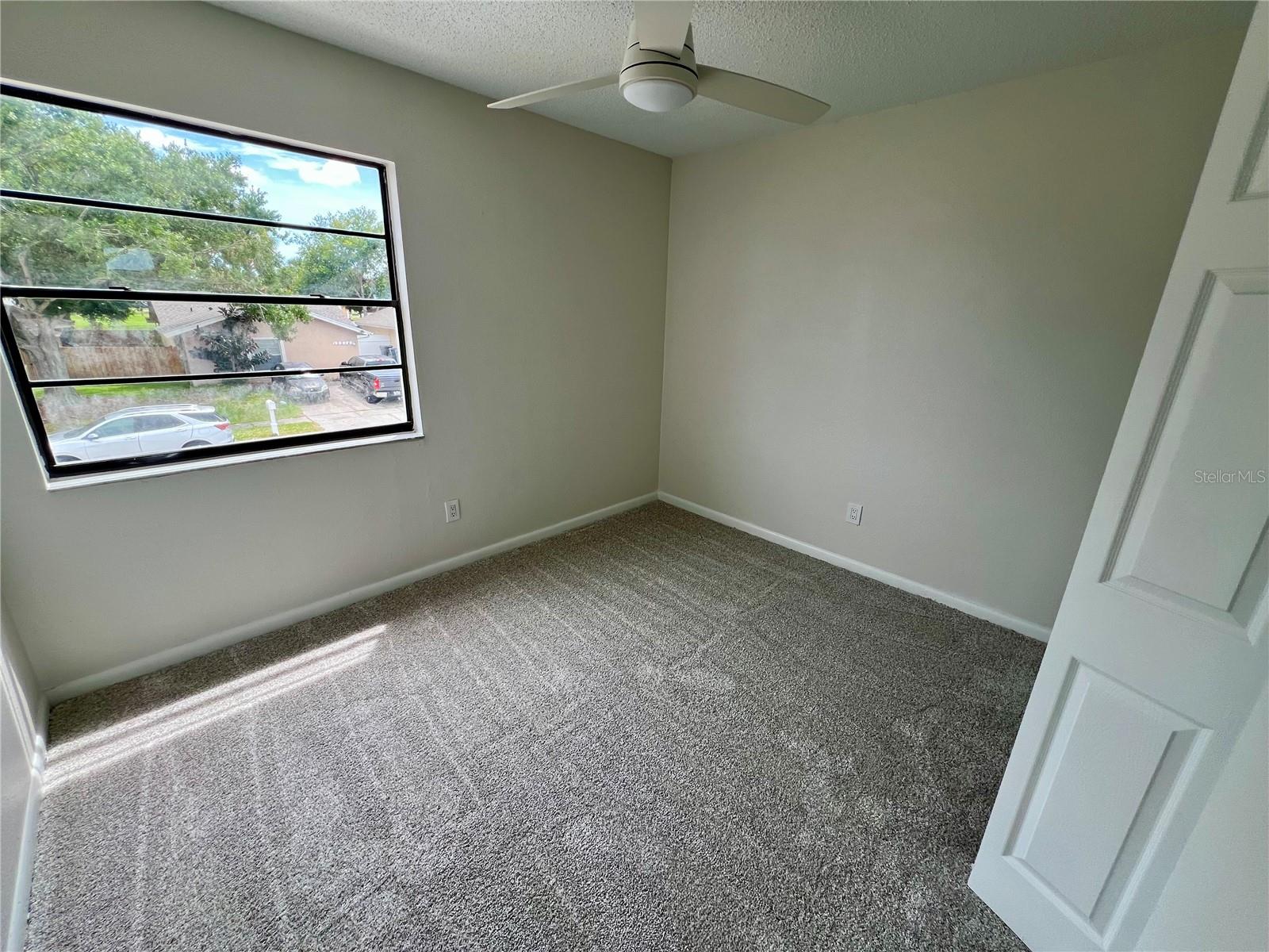 Image 31 of 52 For 10513 Parkcrest Drive