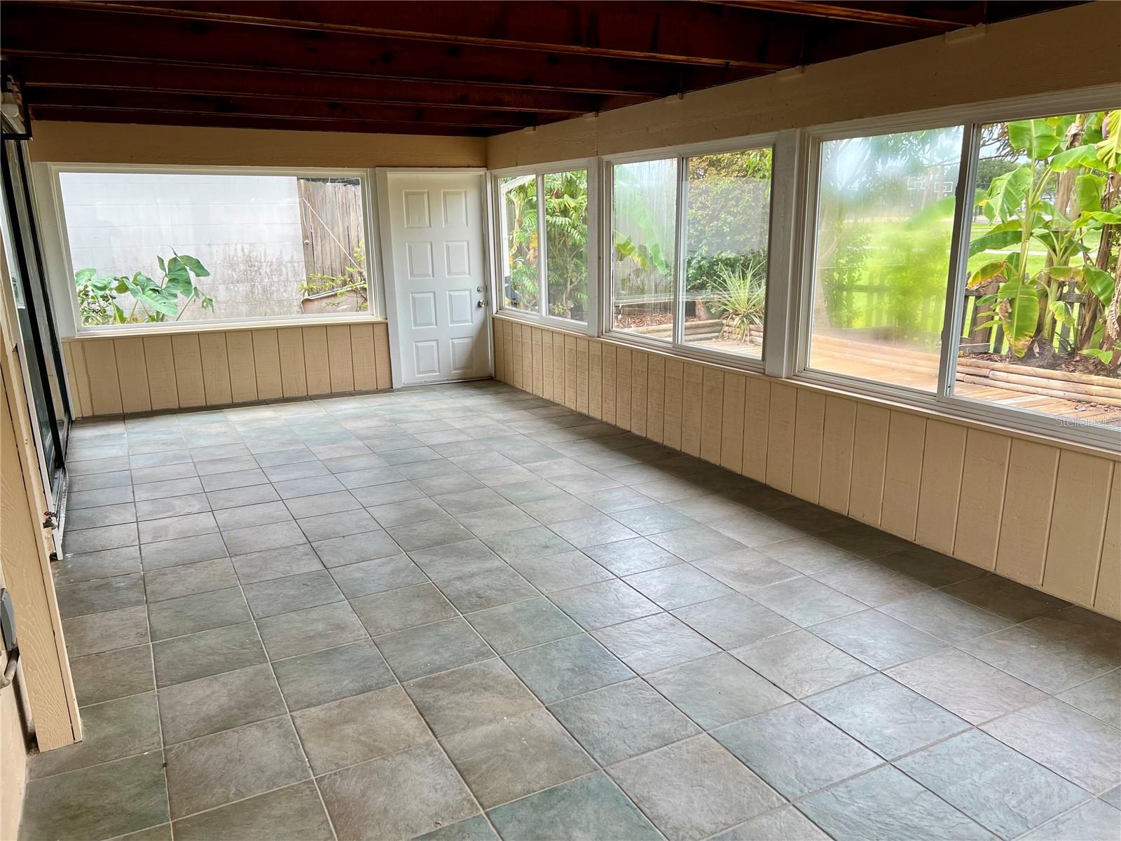 Image 43 of 52 For 10513 Parkcrest Drive