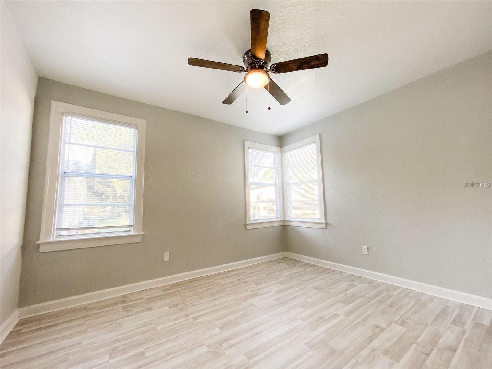 Image 16 of 20 For 800 Frances Avenue