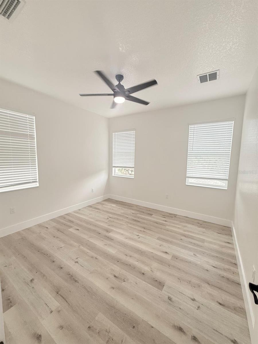 Image 5 of 45 For 4412 Courtland Street