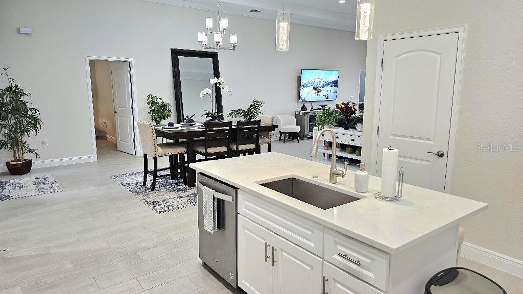 Listing photo id 11 for 4790 125th Loop