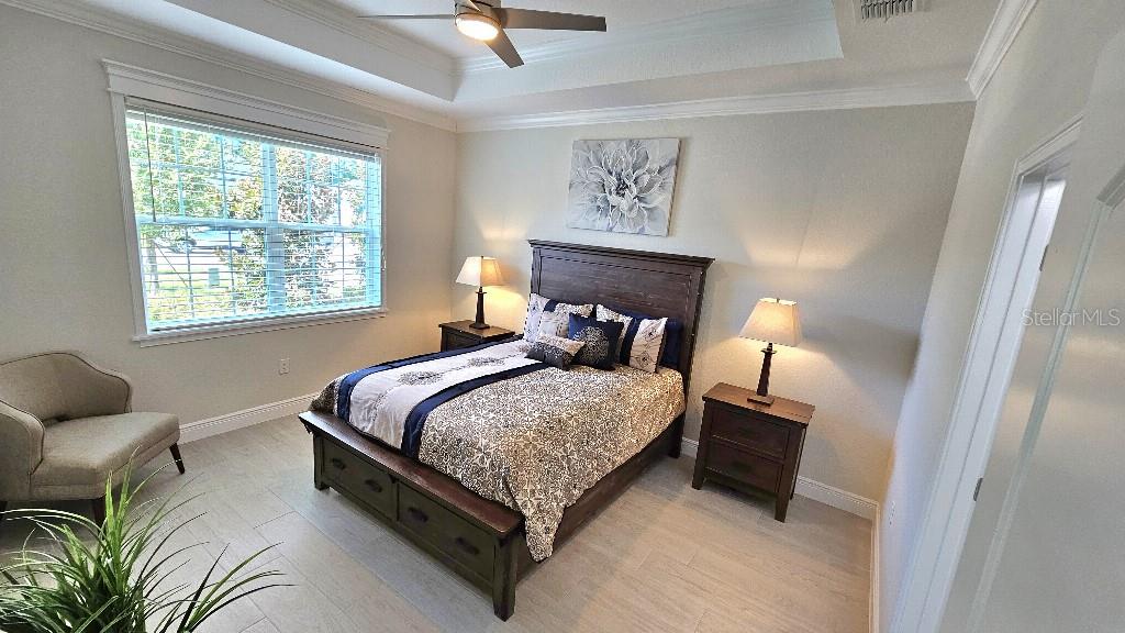 Listing photo id 13 for 4790 125th Loop