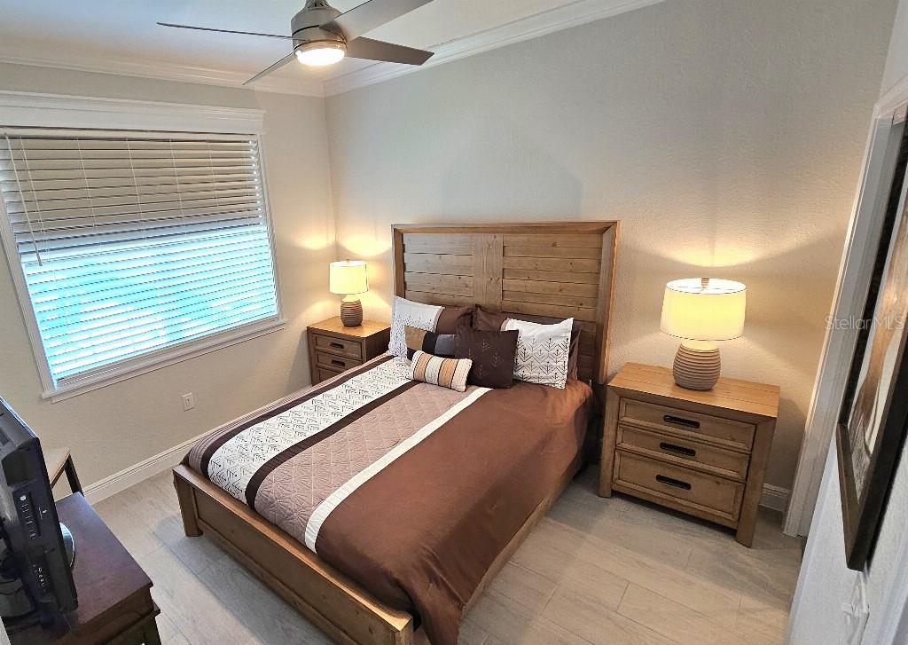 Listing photo id 18 for 4790 125th Loop