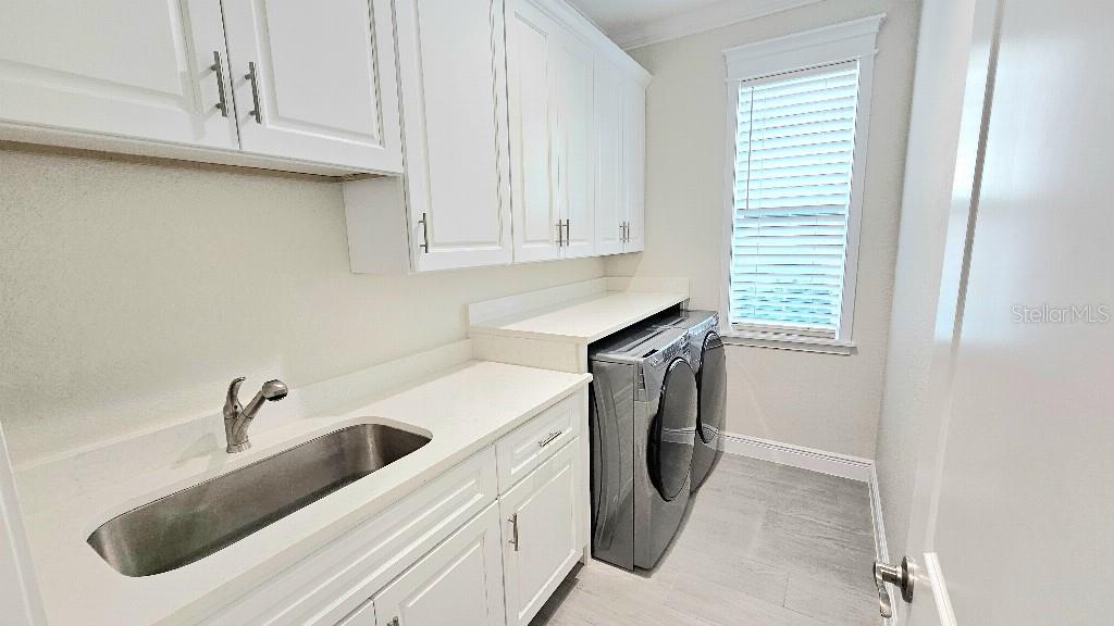 Listing photo id 31 for 4790 125th Loop
