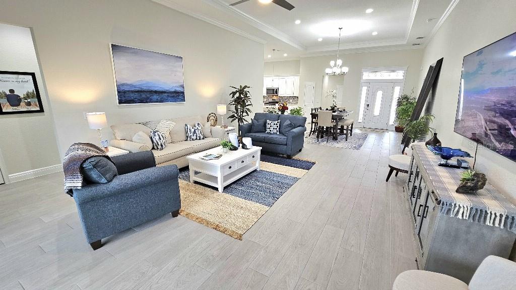 Listing photo id 4 for 4790 125th Loop