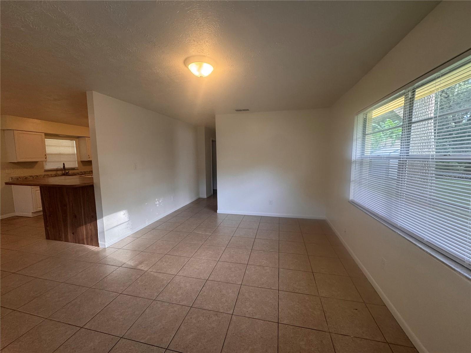 Image 4 of 7 For 21362 Anderson Road