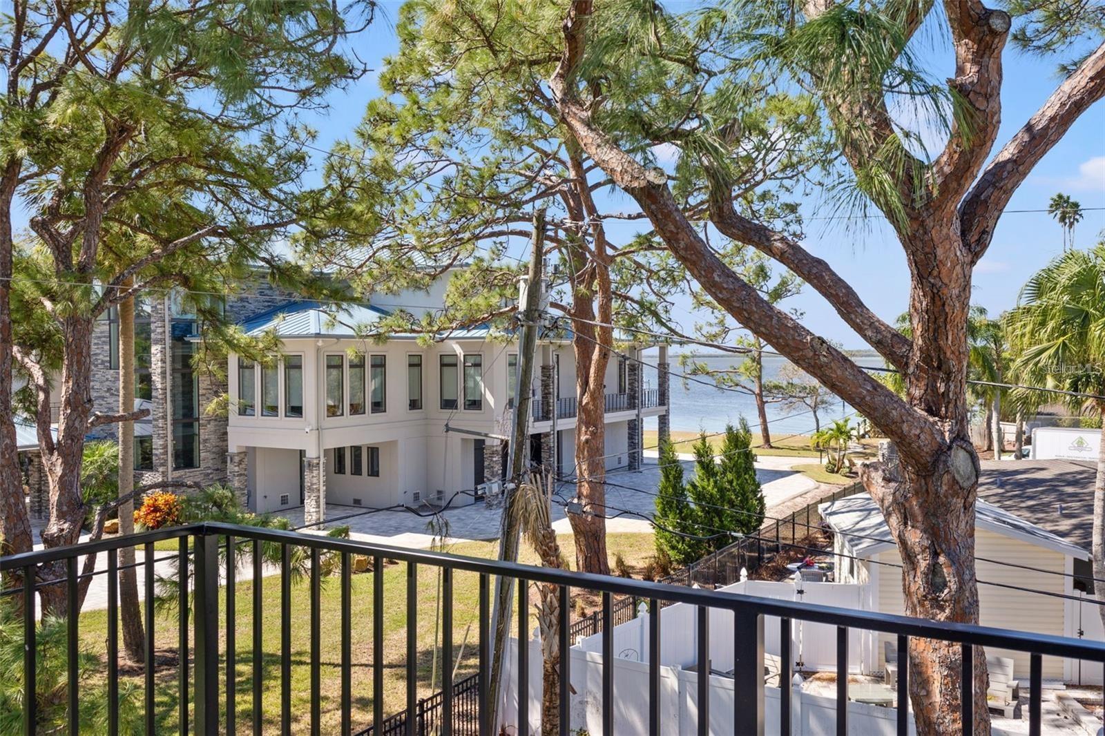 Image 35 of 50 For 1542 Bayshore Boulevard