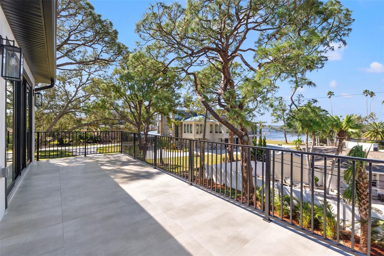 Image 36 of 50 For 1542 Bayshore Boulevard