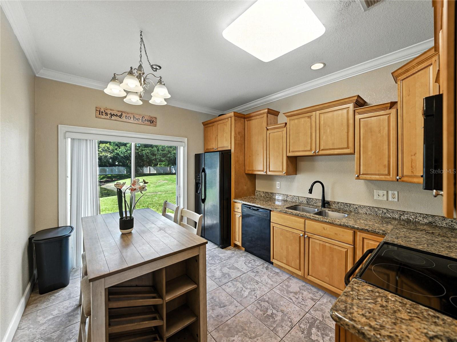 Image 14 of 47 For 258 Alexander Woods Drive