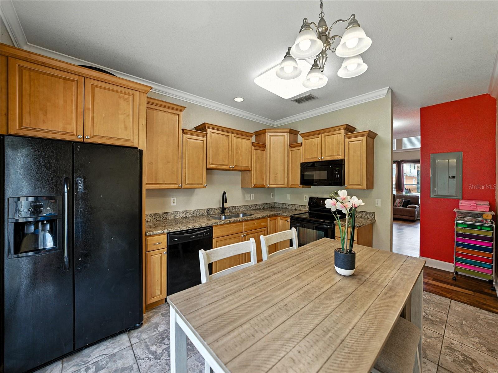 Image 17 of 47 For 258 Alexander Woods Drive