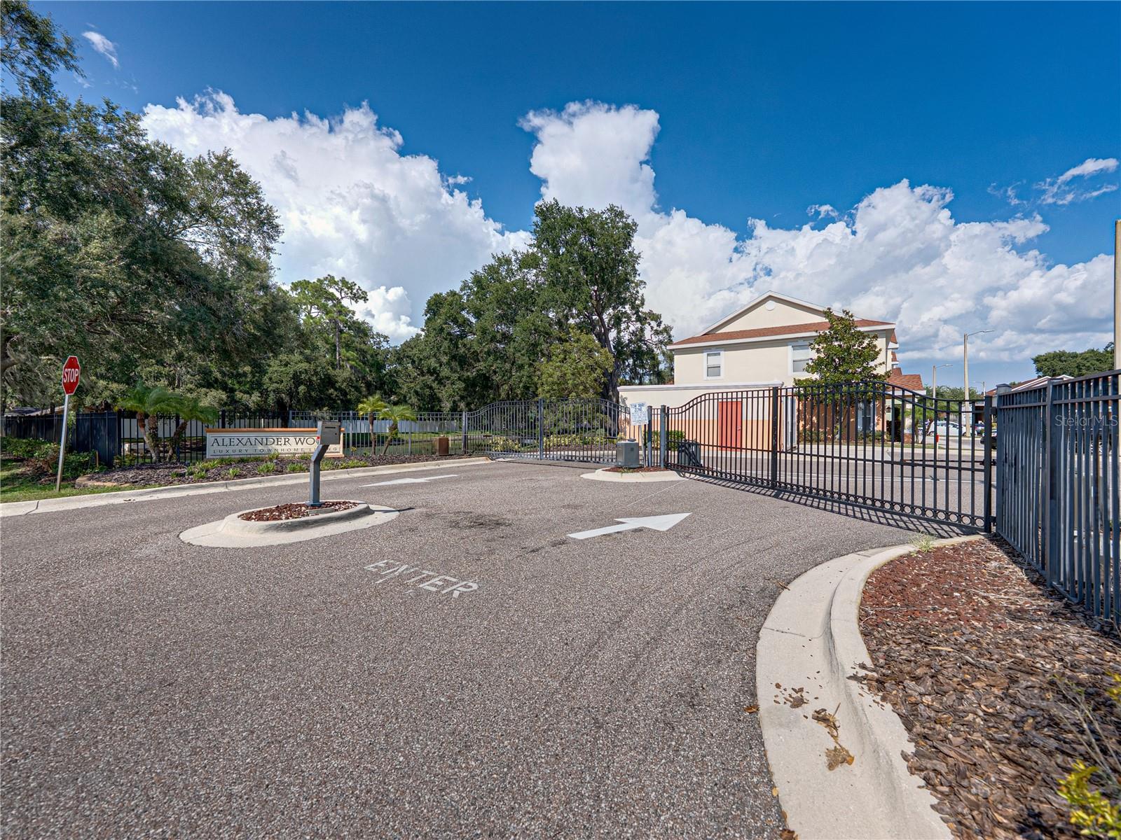 Image 39 of 47 For 258 Alexander Woods Drive
