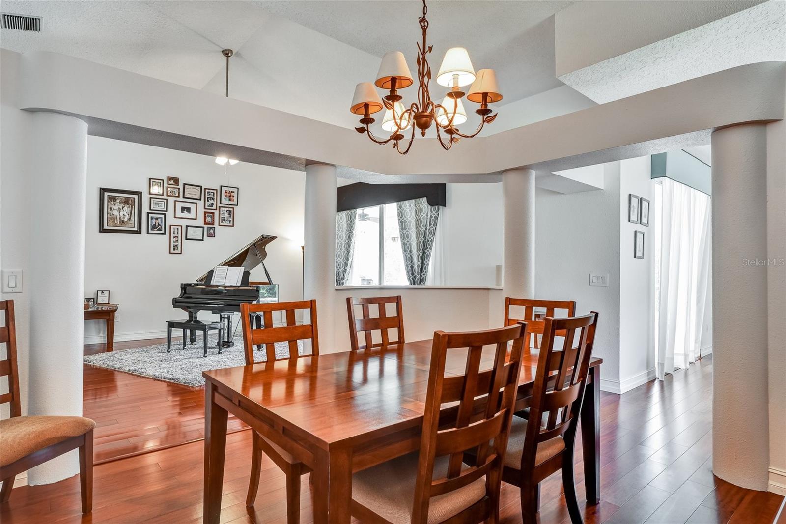 Image 11 of 60 For 4902 Jenni Lin Court