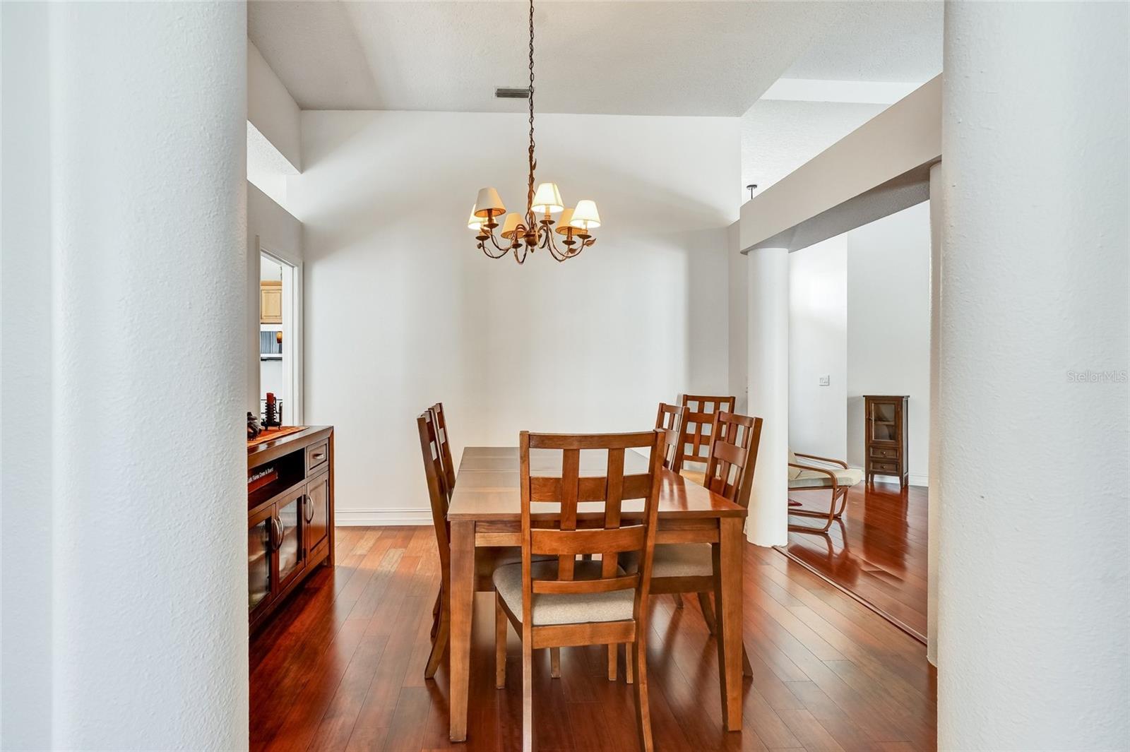 Image 12 of 60 For 4902 Jenni Lin Court