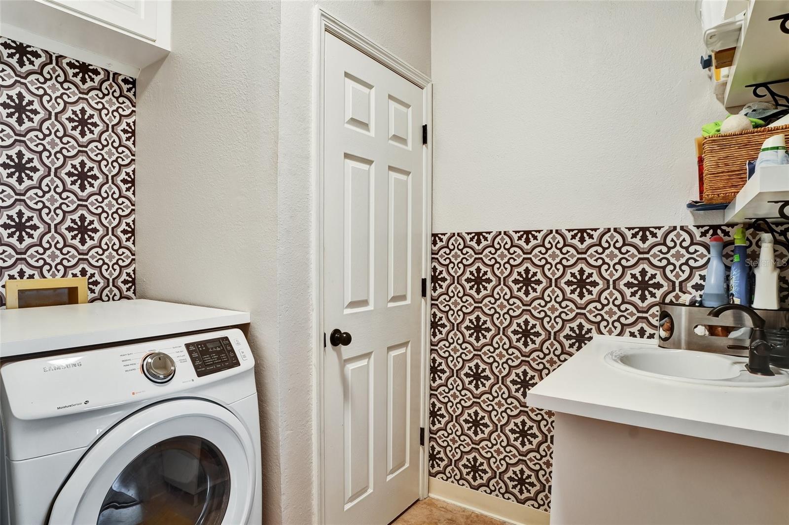 Image 42 of 60 For 4902 Jenni Lin Court
