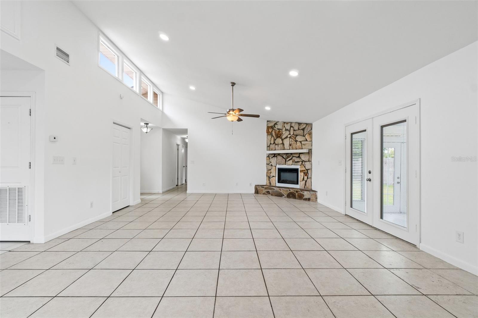 Image 5 of 74 For 7581 Kelsey Drive