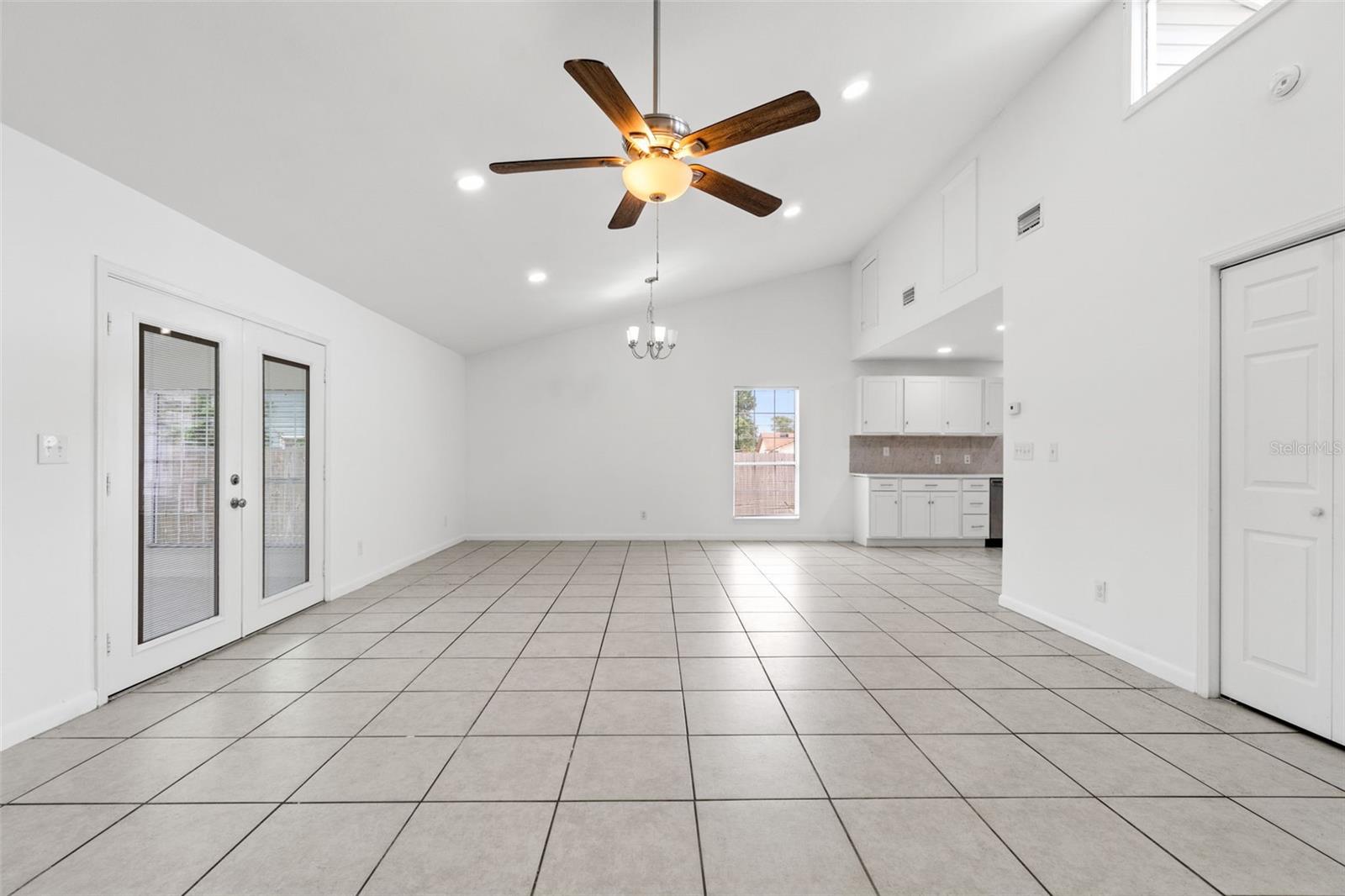 Image 7 of 74 For 7581 Kelsey Drive