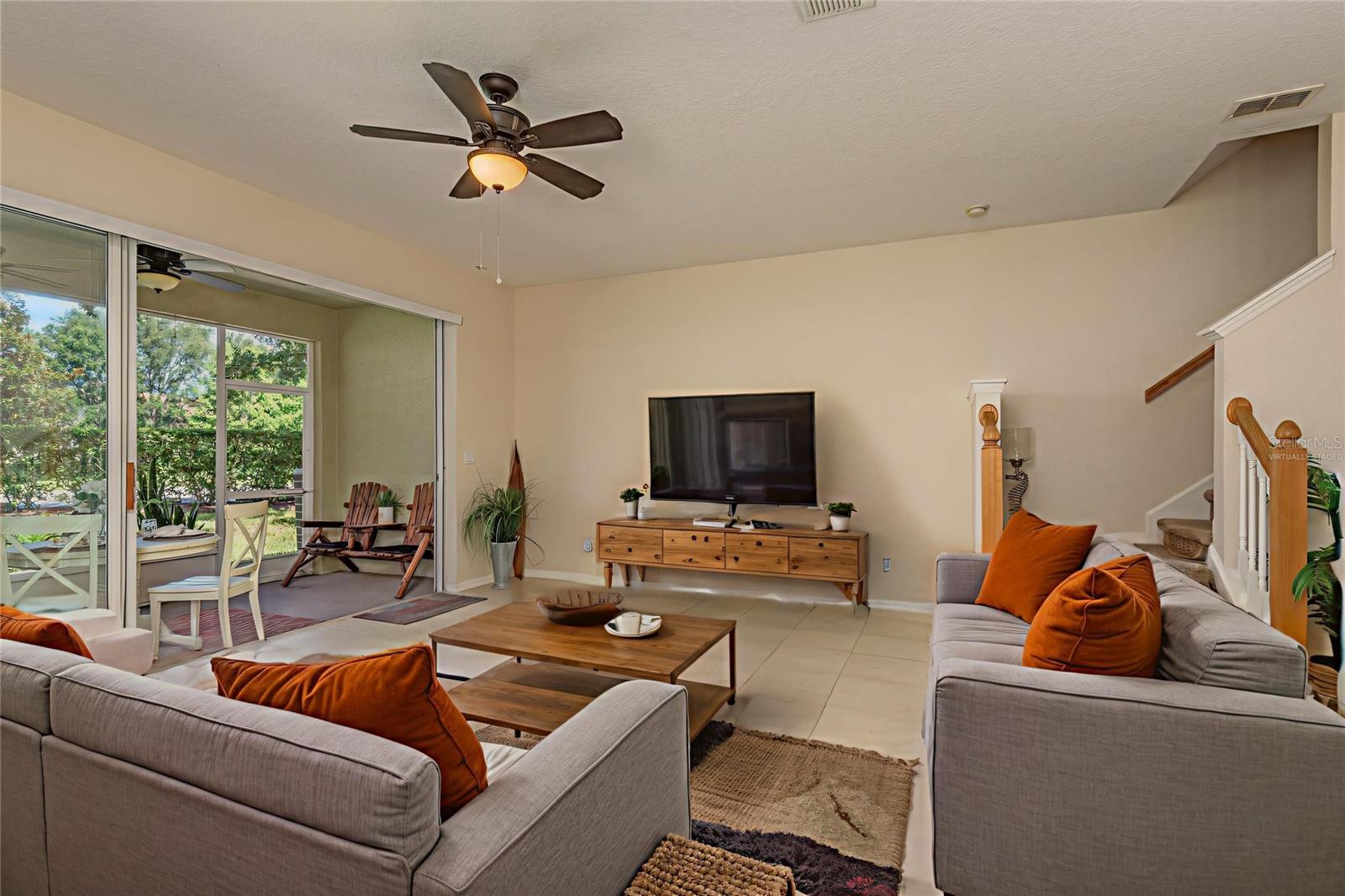 Image 16 of 59 For 511 Spring Lake Circle