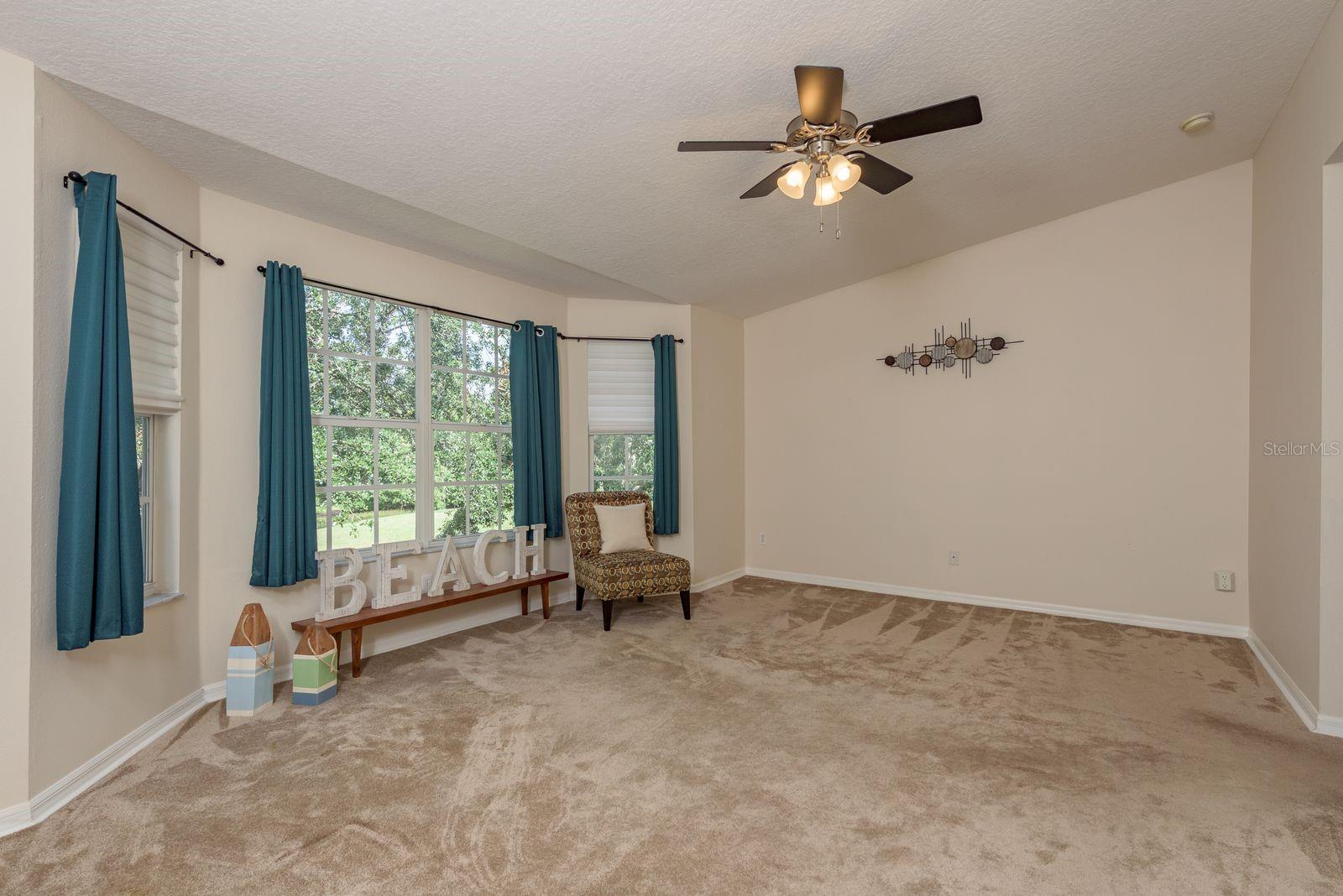 Image 27 of 59 For 511 Spring Lake Circle