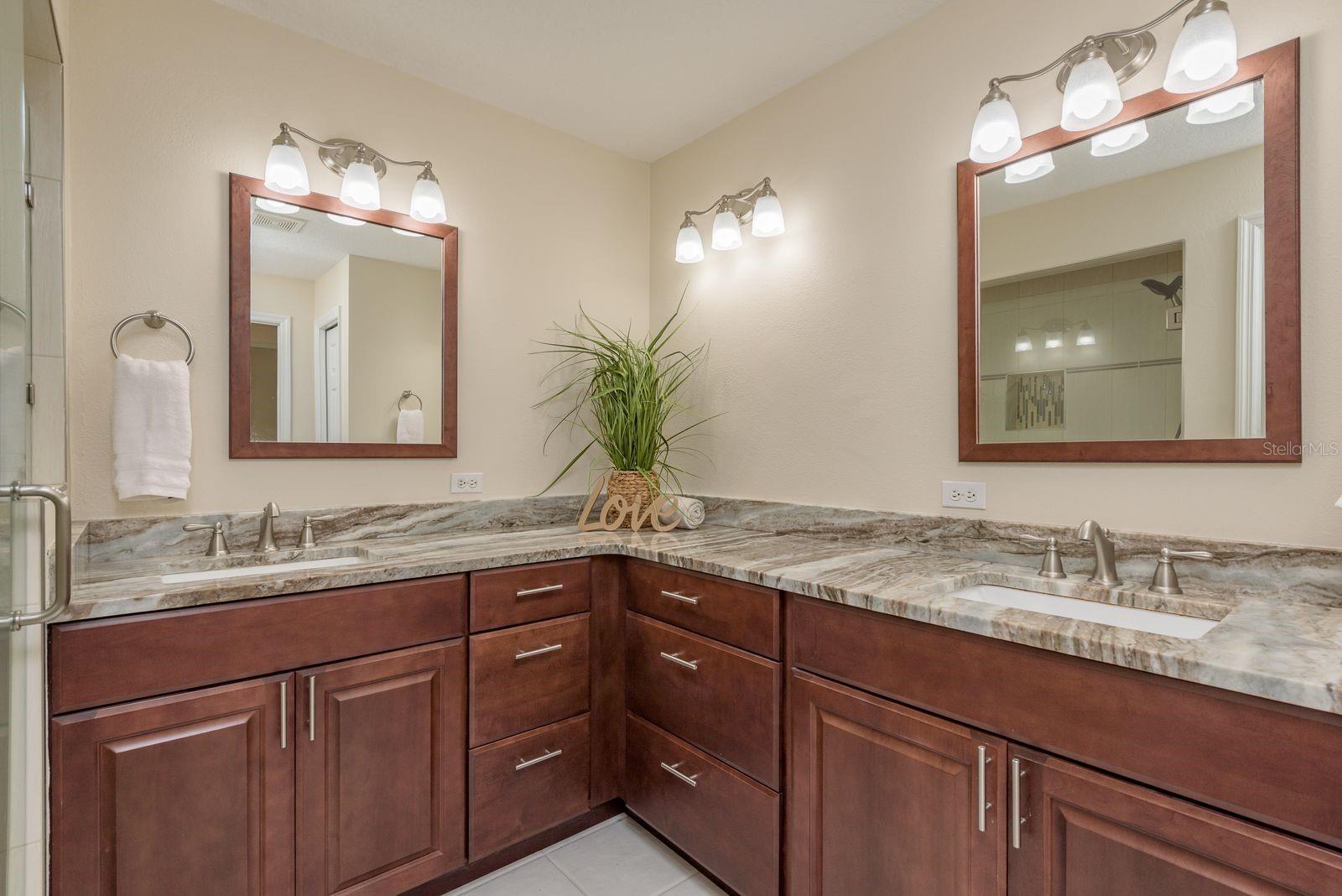 Image 28 of 59 For 511 Spring Lake Circle