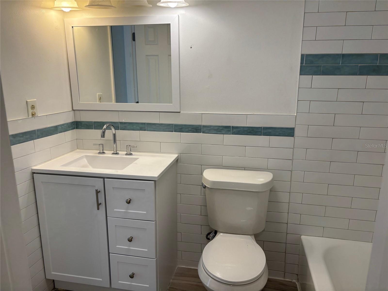 Image 4 of 11 For 2625 State Road 590  1013