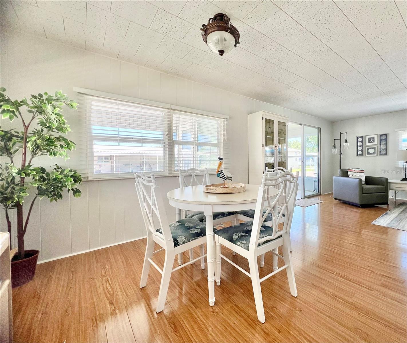 Image 9 of 32 For 1100 Belcher Road S 270