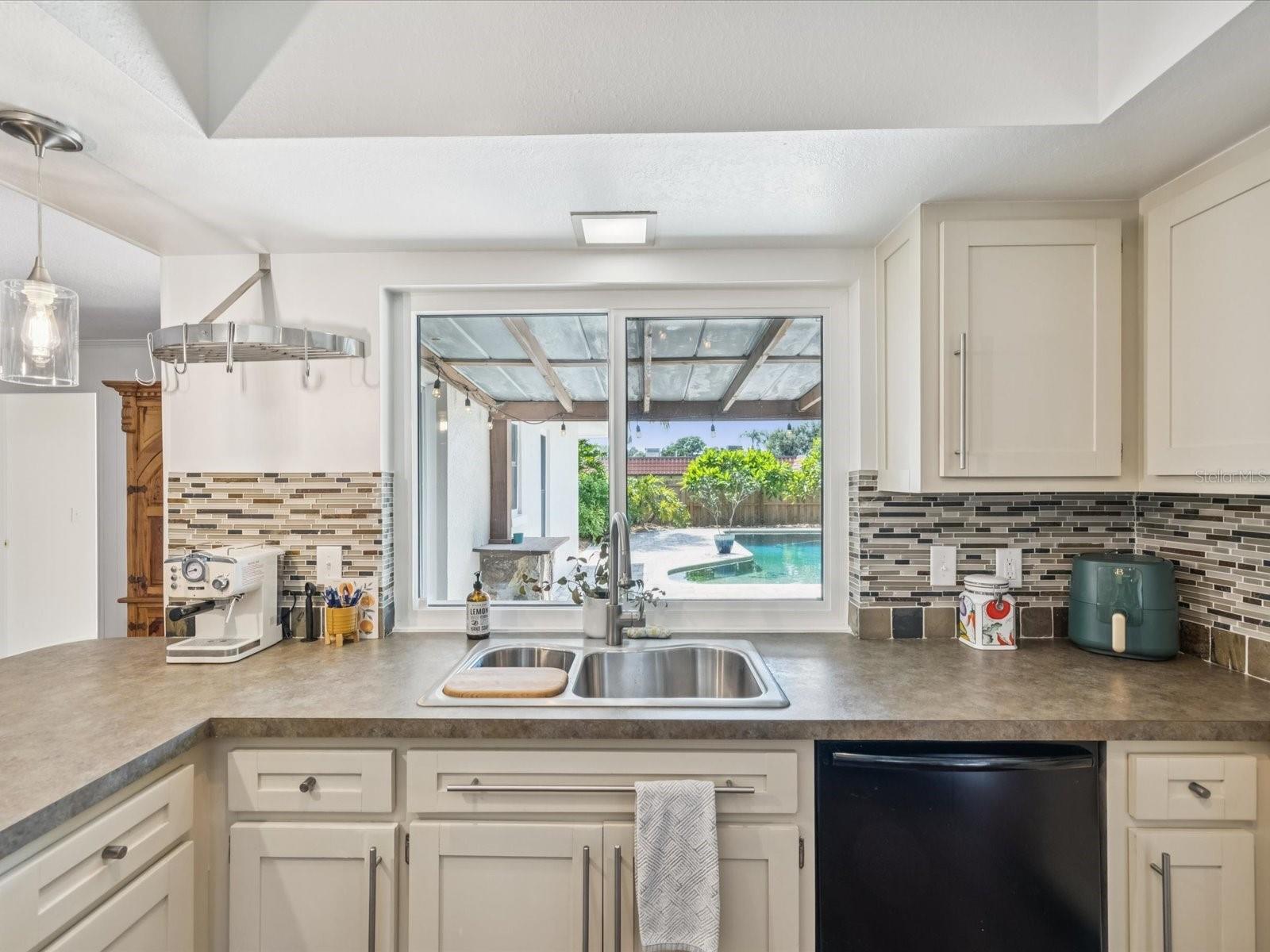 Image 13 of 52 For 1864 Brae Moor Drive