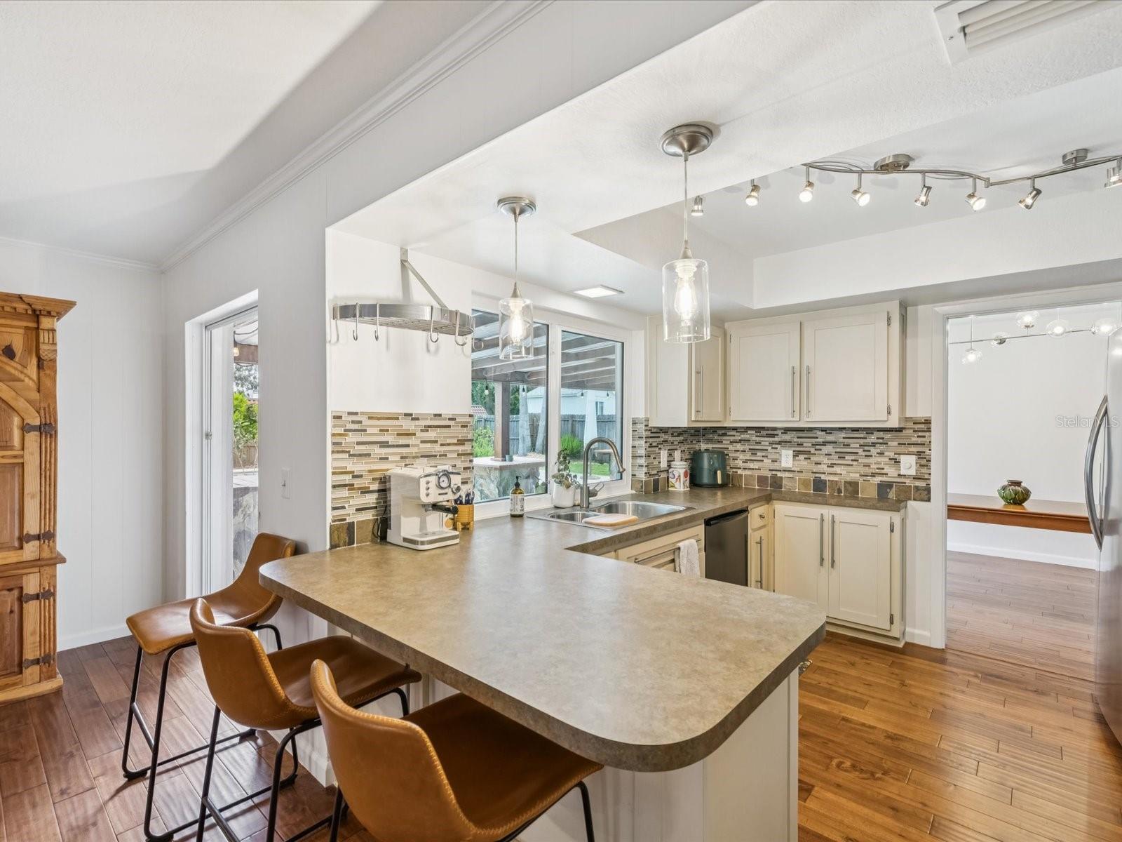 Image 16 of 52 For 1864 Brae Moor Drive